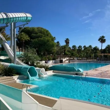 Campsite La Baume La Palmeraie
