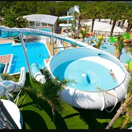 La Baume La Palmeraie Campsite